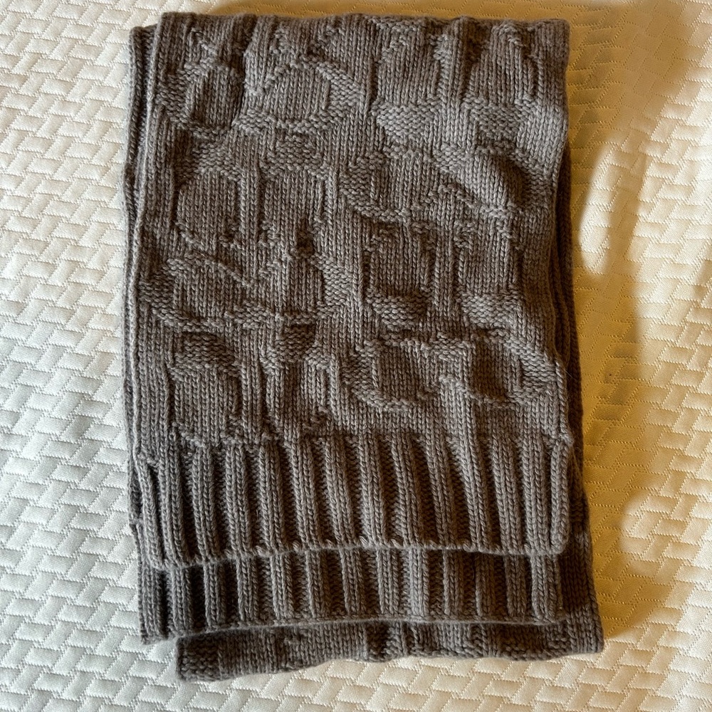 Knit Coach Scarf